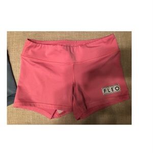 EUC small pink Fleo shorts.